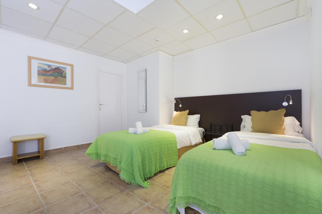 Aparthotel Carrio Sol - Monty'S Calp Oda fotoğraf