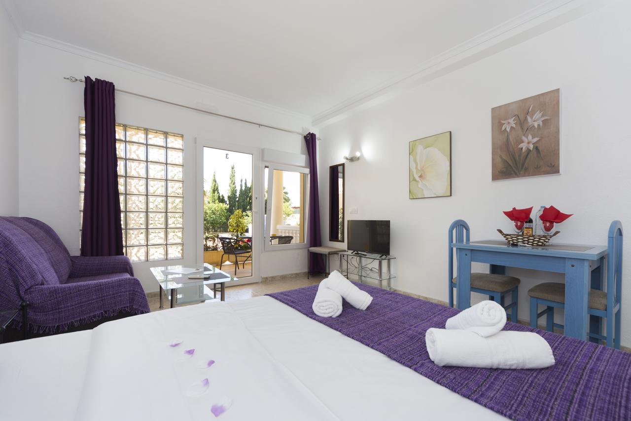 Aparthotel Carrio Sol - Monty'S Calp Oda fotoğraf