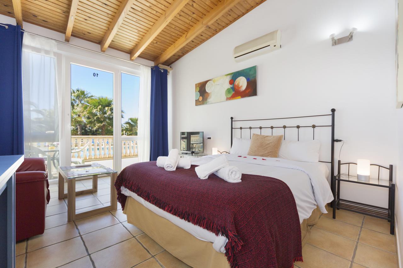 Aparthotel Carrio Sol - Monty'S Calp Oda fotoğraf